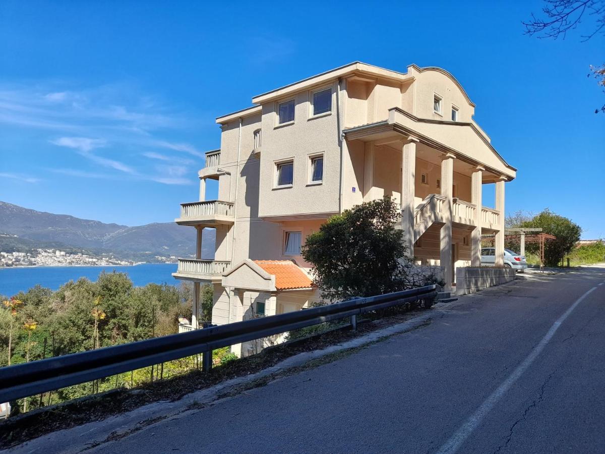 Villa Garden Apartments 赫尔采格诺维 外观 照片